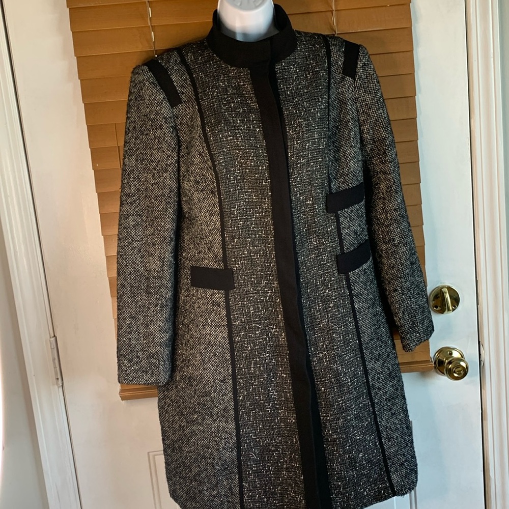 Narciso Rodriguez Collarless metallic thread tweed coat size medium